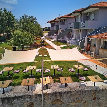 Marele Hills Apartments Néa Fókaia エクステリア 写真