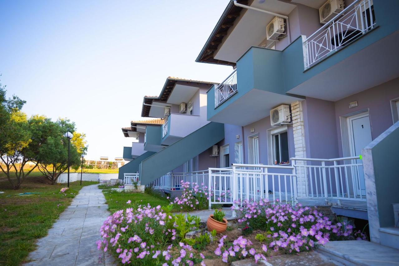 Marele Hills Apartments Néa Fókaia エクステリア 写真