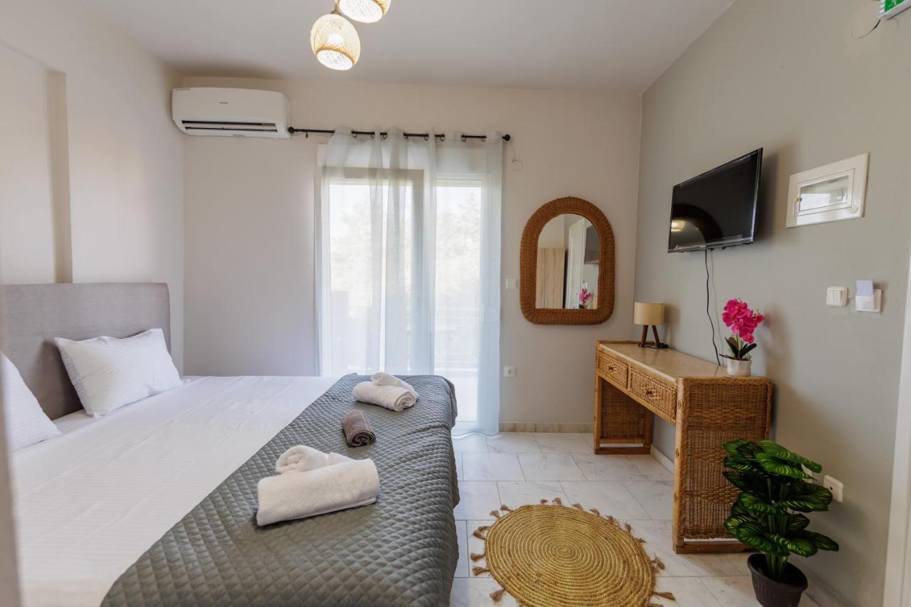 Marele Hills Apartments Néa Fókaia エクステリア 写真