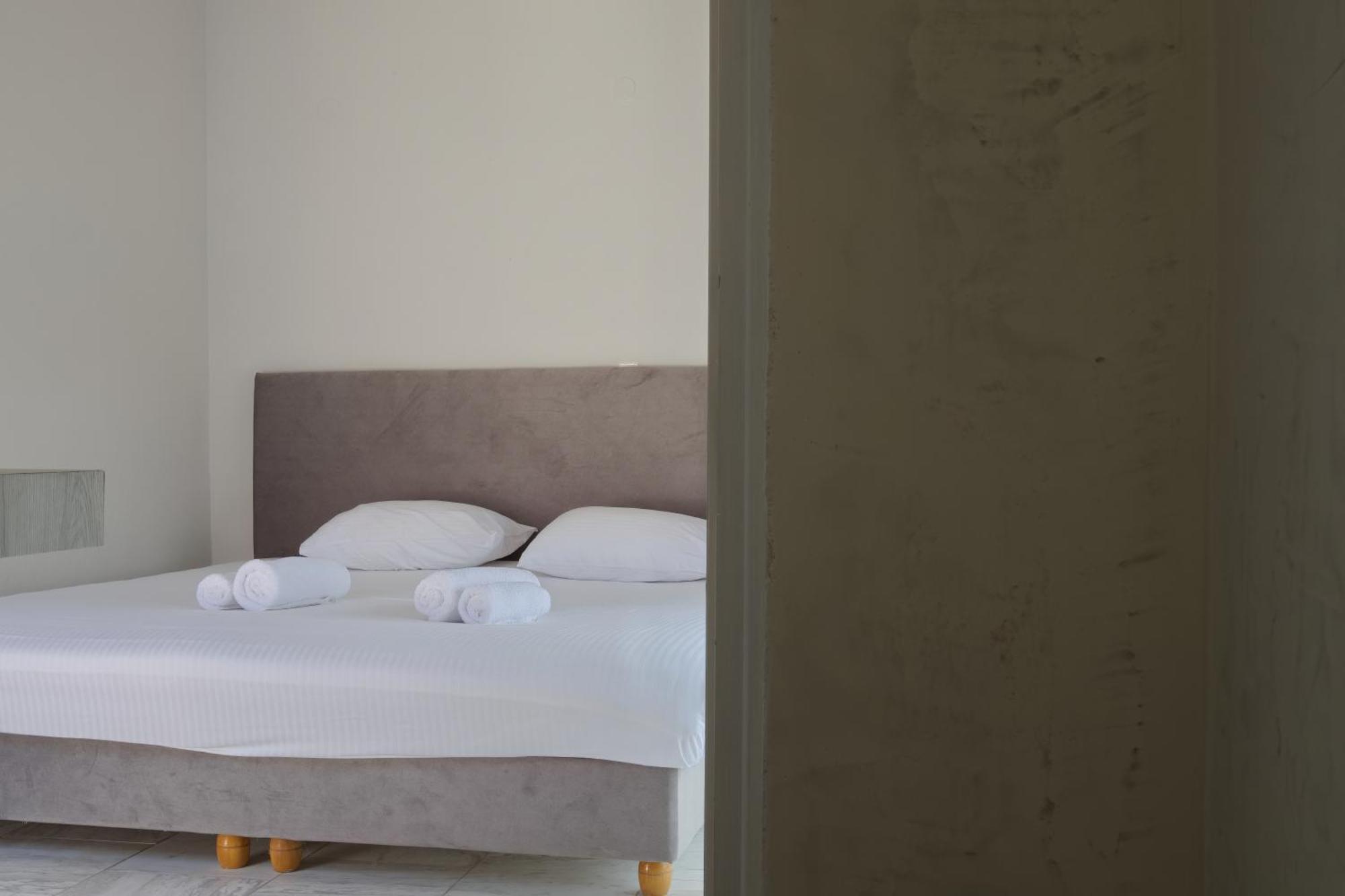 Marele Hills Apartments Néa Fókaia エクステリア 写真